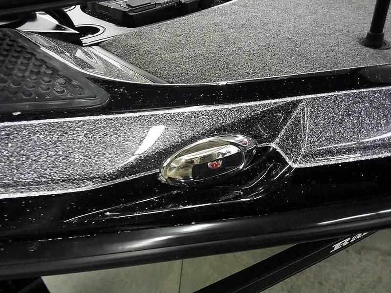 Slide: The Image of 2025 Ranger Z520R Ranger Cup Equipped boat detail with sleek, metallic finish. - 11