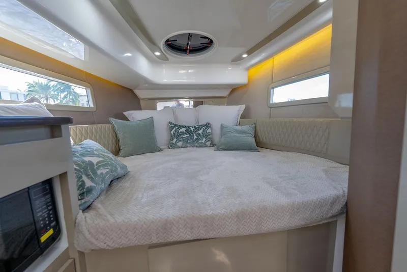 Slide: The Image of Hanover 347 2024 - 54