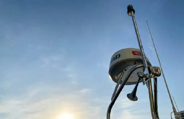 Slide: The Image of Radar equipment on a 2019 Beneteau Gran Turismo 40 against a clear blue sky. - 22