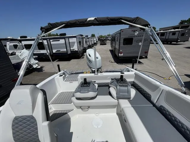 Slide: The Image of Starcraft SVX211 2025 - 10