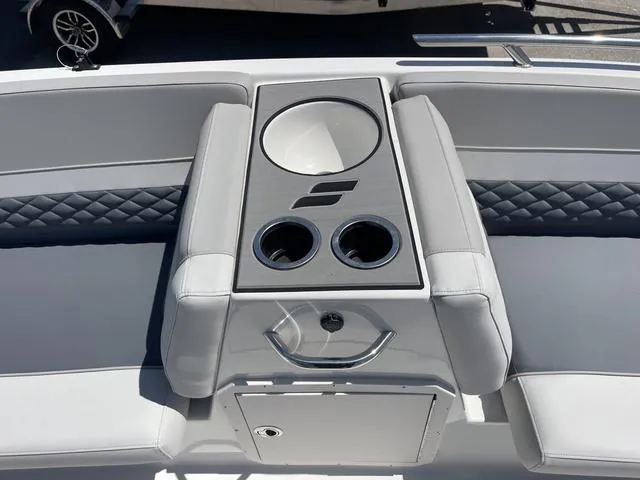 Slide: The Image of Starcraft SVX211 2025 - 14