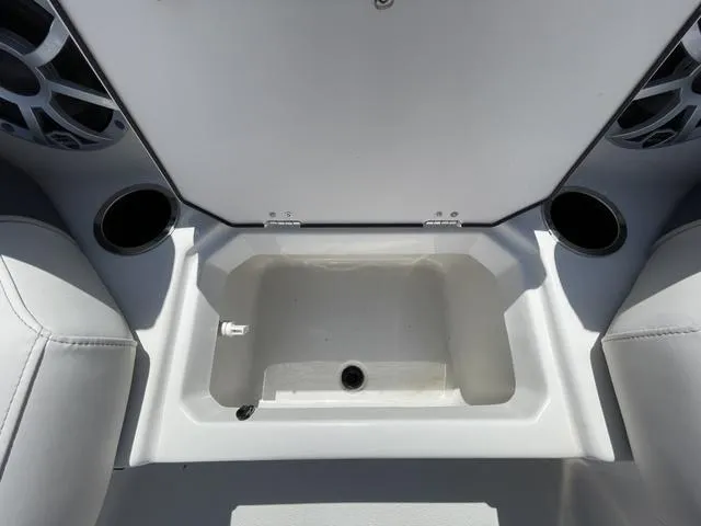 Slide: The Image of Starcraft SVX211 2025 - 18