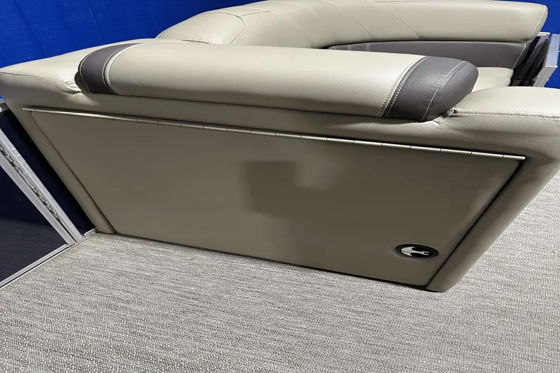 Slide: The Image of Sylvan 8522 Mirage Cruise 2022 - 14