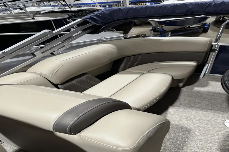 Slide: The Image of Sylvan 8522 Mirage Cruise 2022 - 19