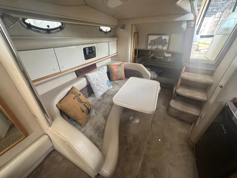 Slide: The Image of Sea Ray Sundancer 330 1996 - 11