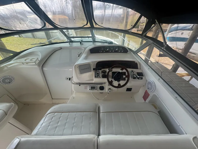 Slide: The Image of Sea Ray Sundancer 330 1996 - 7