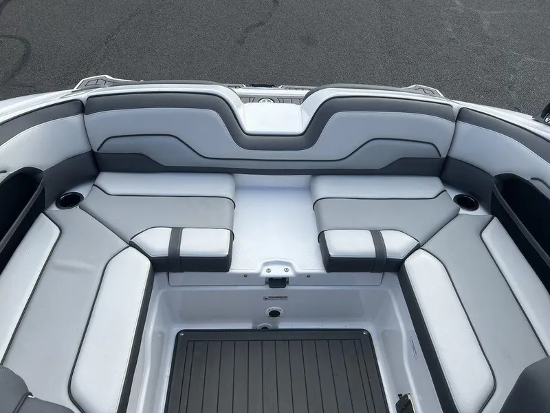 Slide: The Image of 2017 Yamaha Boats 212 Limited S interior seating, featuring sleek, modern design and comfortable upholstery. - 3