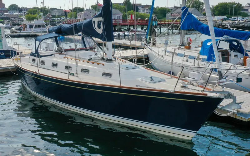 Slide: The Image of Tartan 4100 - Diamond - On Dock - 2