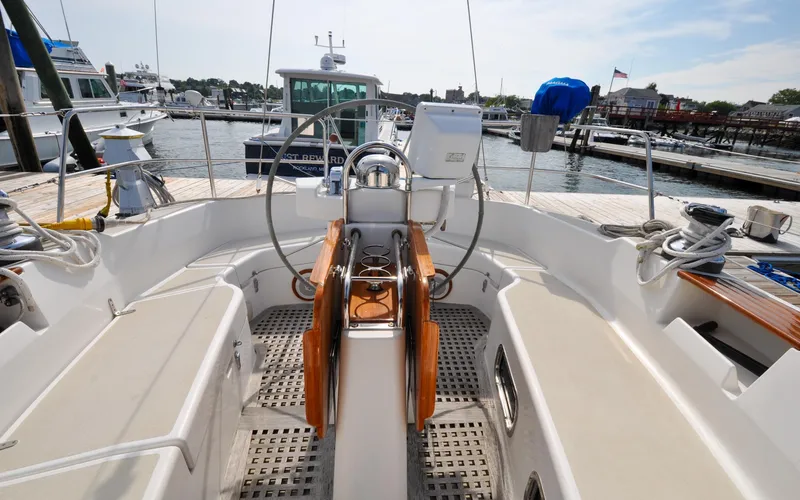 Slide: The Image of Tartan 4100 - Diamond - Cockpit - 31