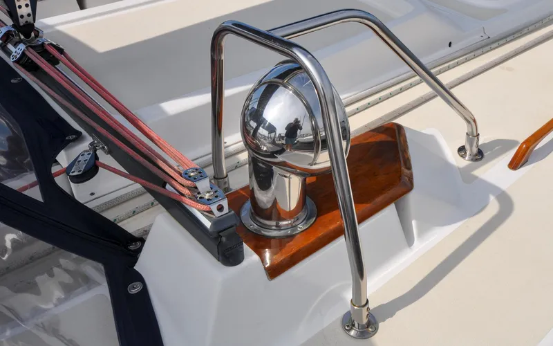 Slide: The Image of Tartan 4100 - Diamond - Coach Roof - Starboard Dorade with Cowl and Guard - 39