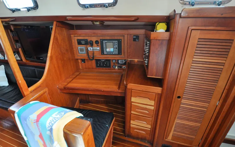 Slide: The Image of Tartan 4100 - Diamond - Navigation Station - 66