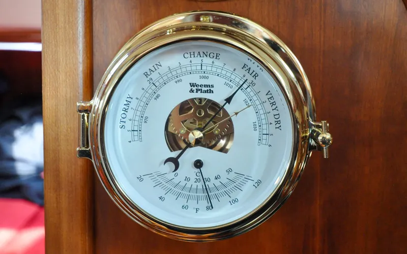 Slide: The Image of Tartan 4100 - Diamond - Salon - Barometer - 81