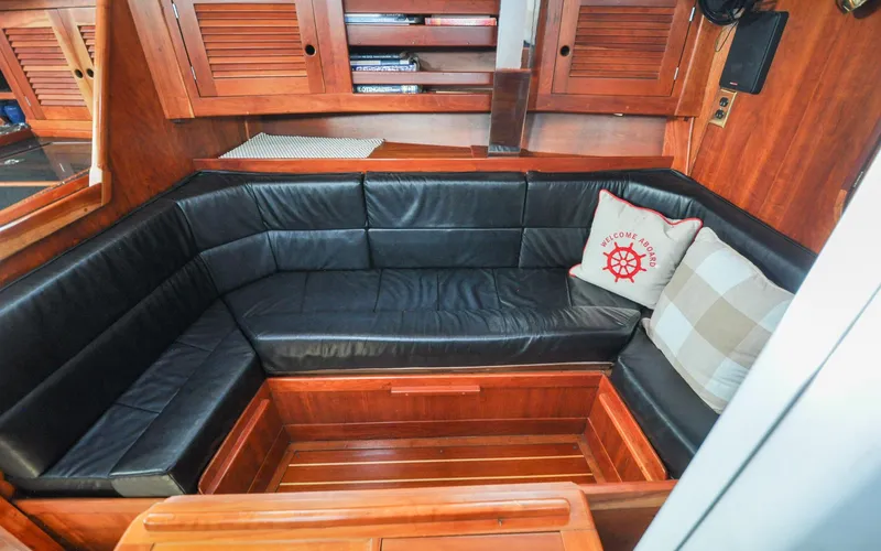 Slide: The Image of Tartan 4100 - Diamond - Salon - Port Settee - 88