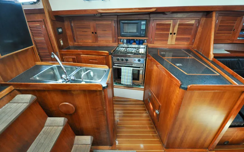 Slide: The Image of Tartan 4100 - Diamond - Galley - 98
