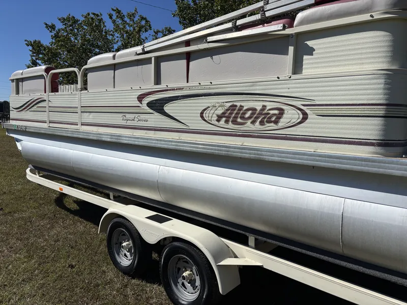 Slide: The Image of Aloha 210 FAMILY 2005 - 4