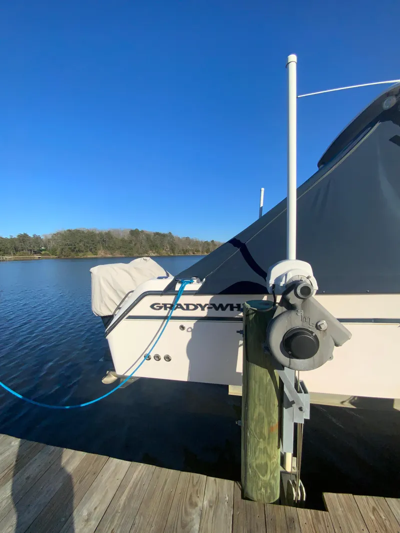 Slide: The Image of Grady-White Chesapeake 290 2009 - 20