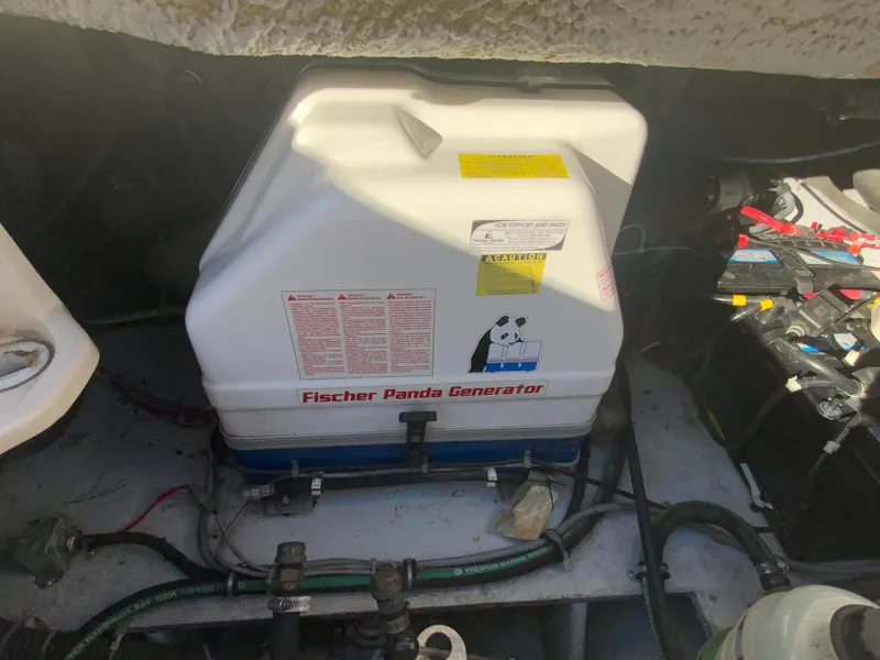 Slide: The Image of Grady-White Chesapeake 290 2009 - 33