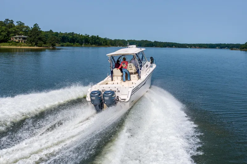 Slide: The Image of Grady-White Chesapeake 290 2009 - 4