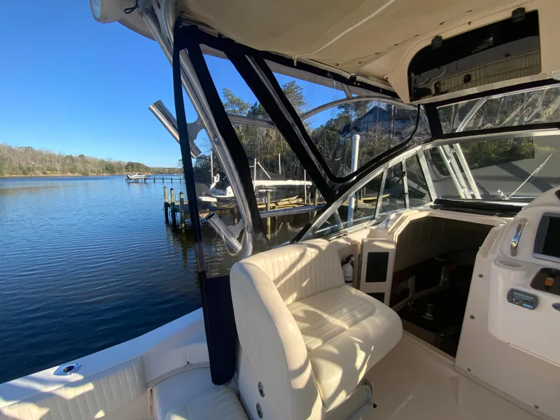 Slide: The Image of Grady-White Chesapeake 290 2009 - 46