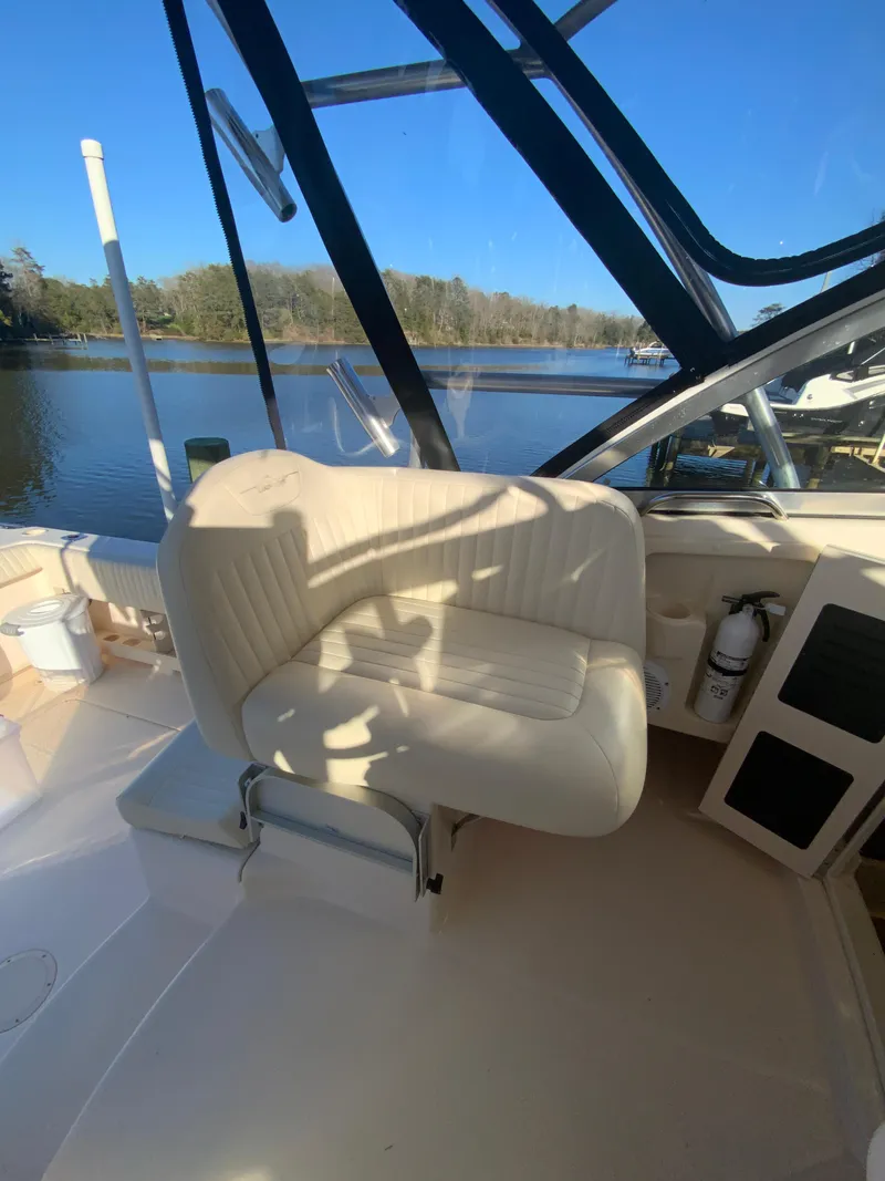 Slide: The Image of Grady-White Chesapeake 290 2009 - 48