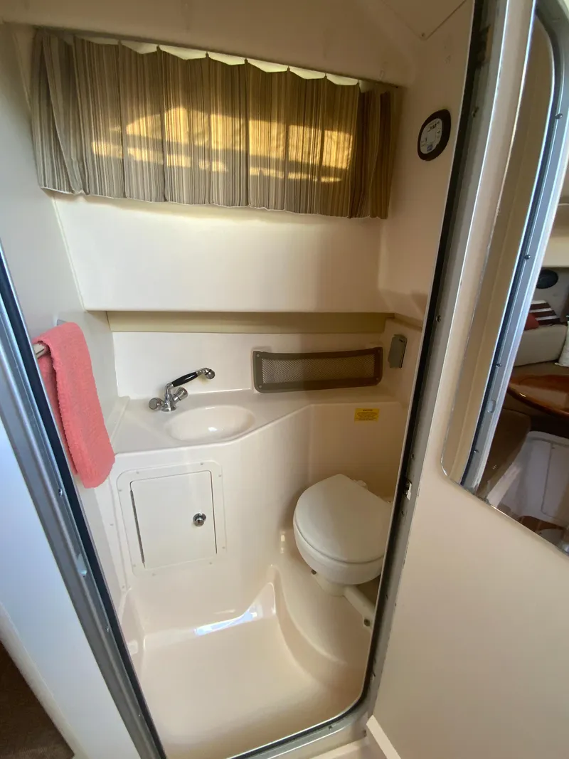 Slide: The Image of Grady-White Chesapeake 290 2009 - 78