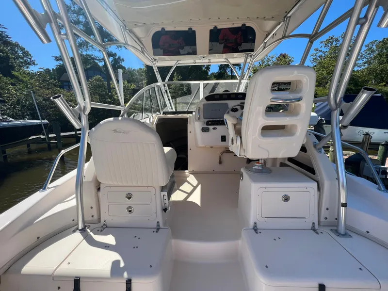 Slide: The Image of Grady White 290 - 83