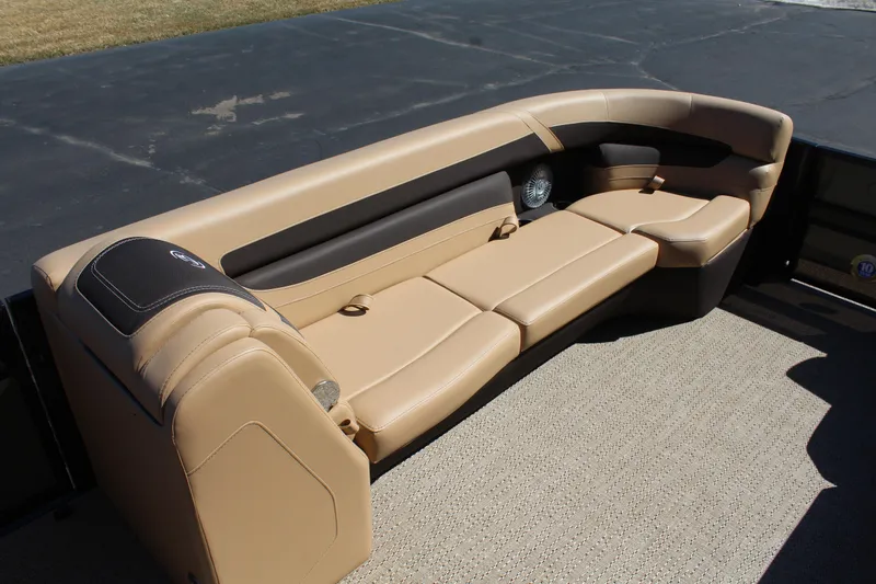 Slide: The Image of Barletta Cabrio 24Q 2025 - 16