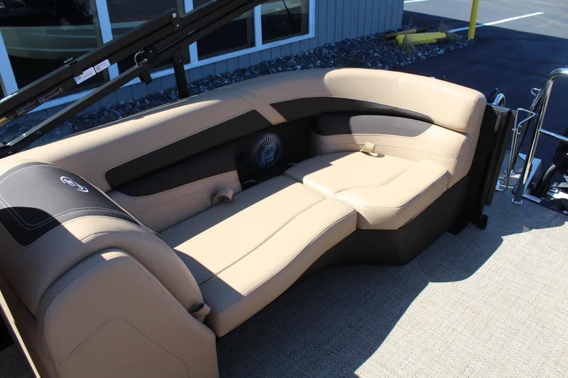 Slide: The Image of Barletta Cabrio 24Q 2025 - 21