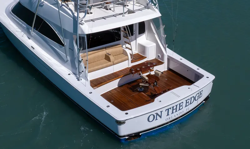 Slide: The Image of Viking 62 On the Edge III - Stern - 4