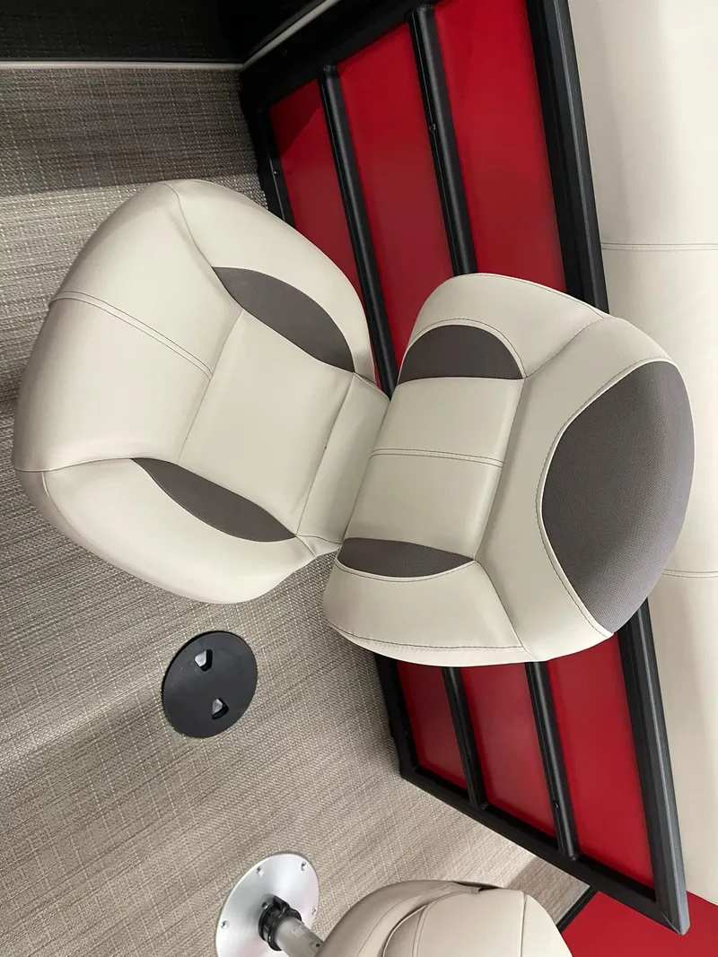 Slide: The Image of 2025 Bentley Pontoons 200 Fish-N-Cruise boat seat with red and black paneling. - 22