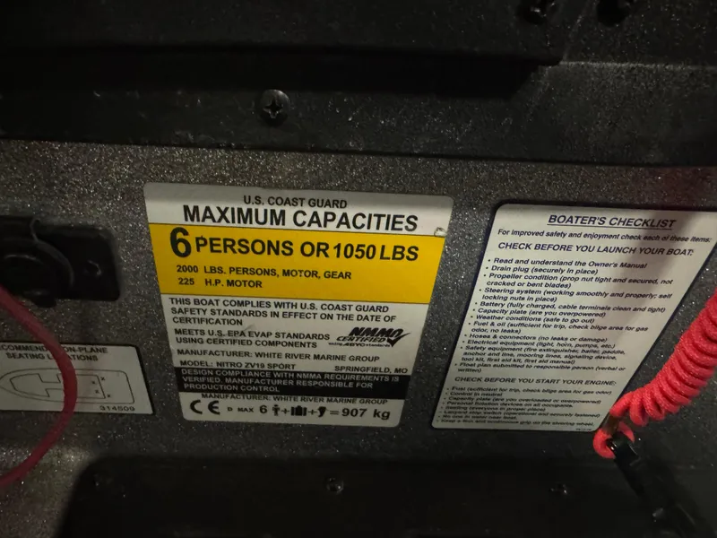 Slide: The Image of 2021 Nitro ZV19 Sport capacity label: 6 persons or 1050 lbs, 225 HP motor. - 12