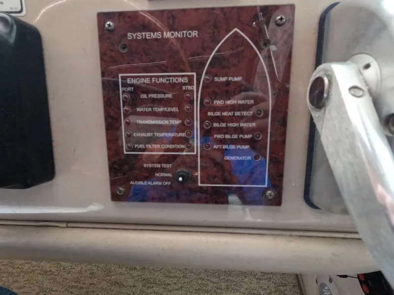 Slide: The Image of Sea Ray 500 Sundancer 1998 - 72