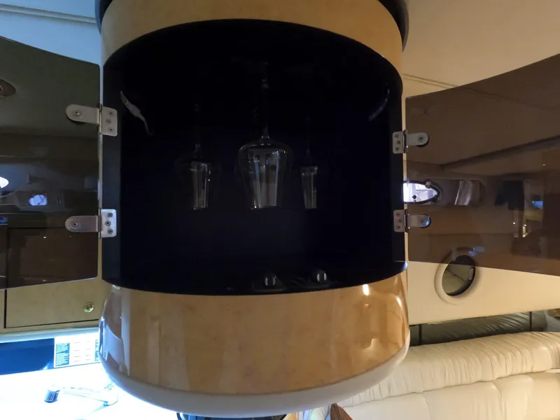 Slide: The Image of Sea Ray 500 Sundancer 1998 - 99