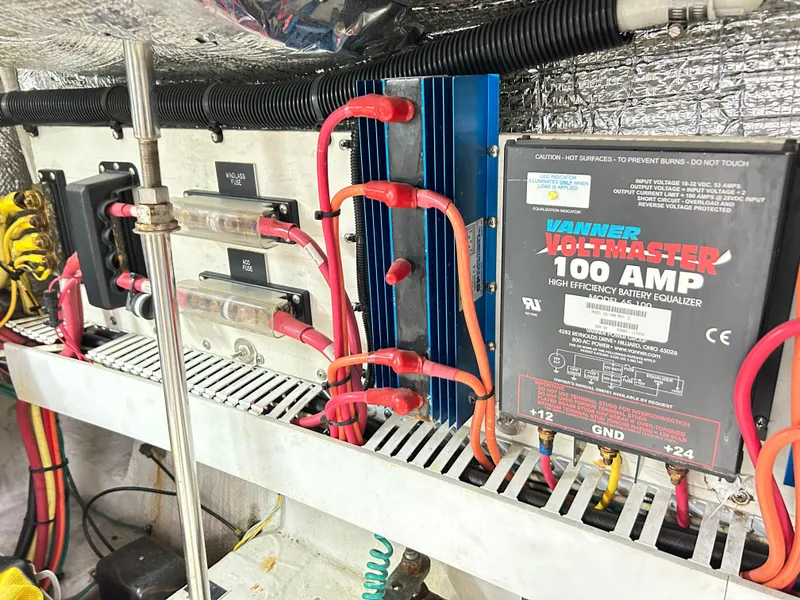 Slide: The Image of Cruisers 5000 Sedan Sport 2004 - 77