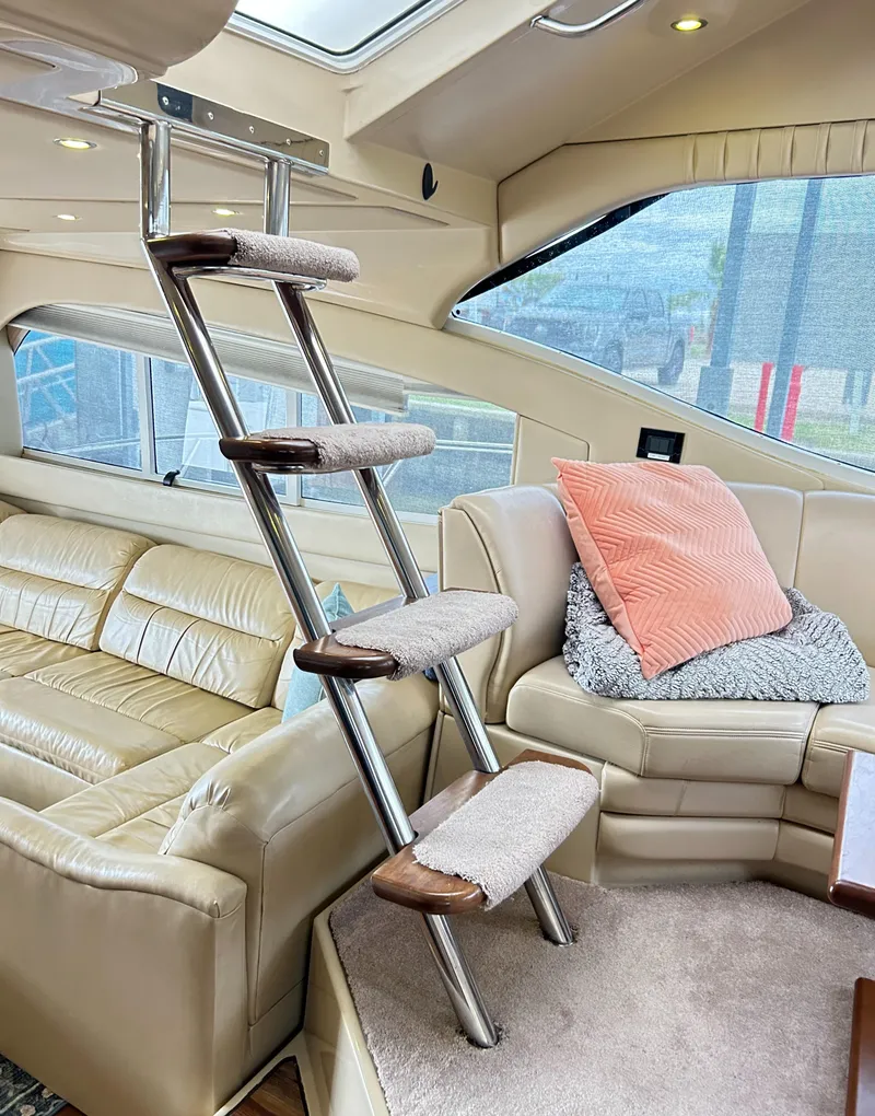 Slide: The Image of Cruisers Yachts 5000 Sedan Sport 2004 - 58