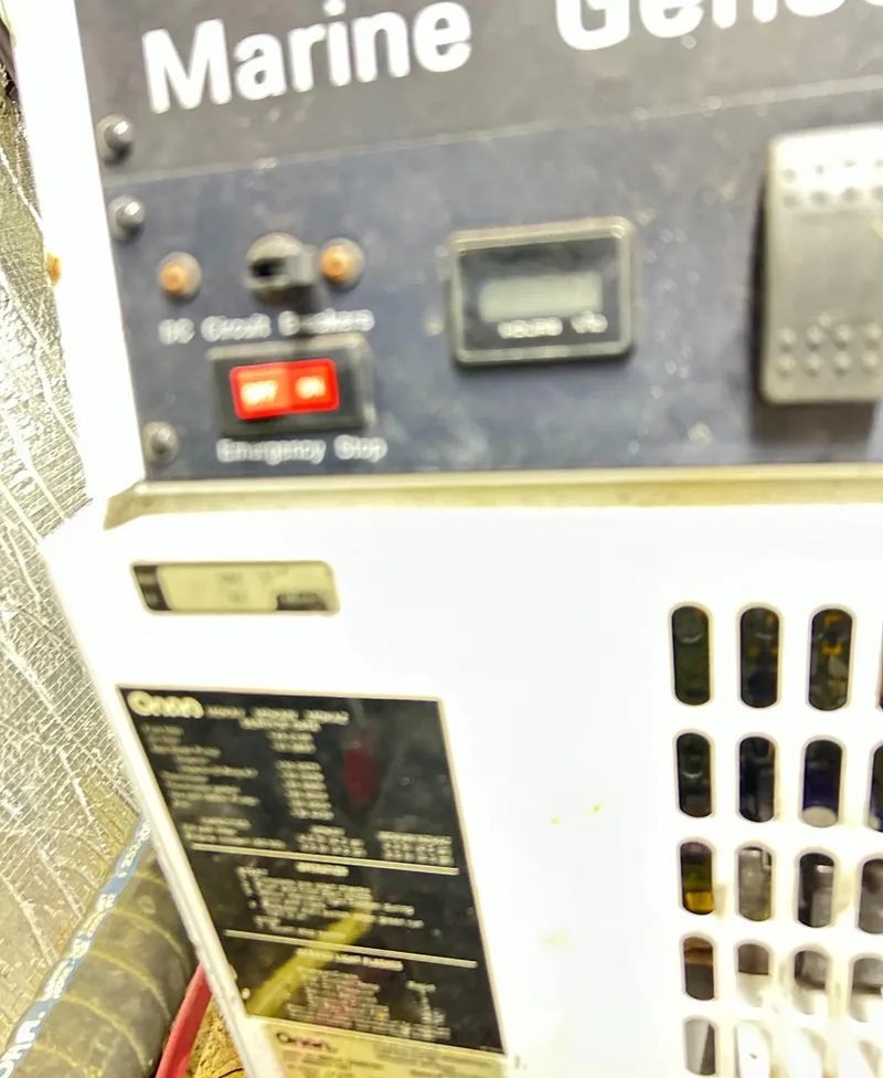 Slide: The Image of Cruisers Yachts 5000 Sedan Sport 2004 - 96