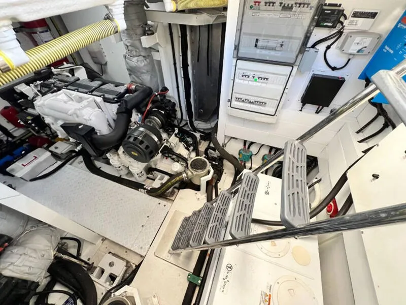 Slide: The Image of Fairline Squadron 68 2020 - 78