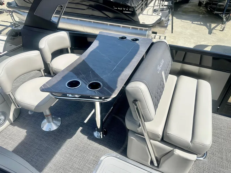 Slide: The Image of Barletta Lusso Ultra-Entertainer L25UEA w/ 400HP Mercury V10! 2025 - 4