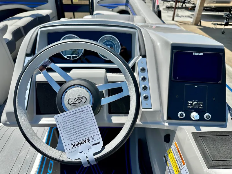 Slide: The Image of Barletta Corsa Ultra-Lounge 25UC w/ 400HP V10 Mercury! 2025 - 19