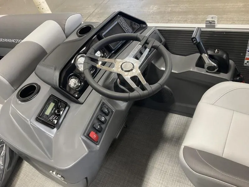 Slide: The Image of Bennington 20 SVSR Elliptical Toon Package 2025 - 3