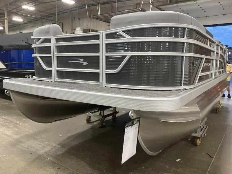 Slide: The Image of Bennington 20 SVL 2025 - 13