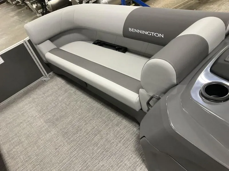 Slide: The Image of Bennington 20 SVL 2025 - 6