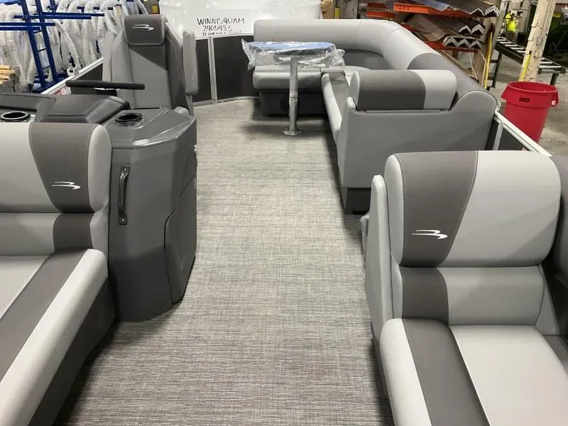 Slide: The Image of Bennington 20 SVL 2025 - 7