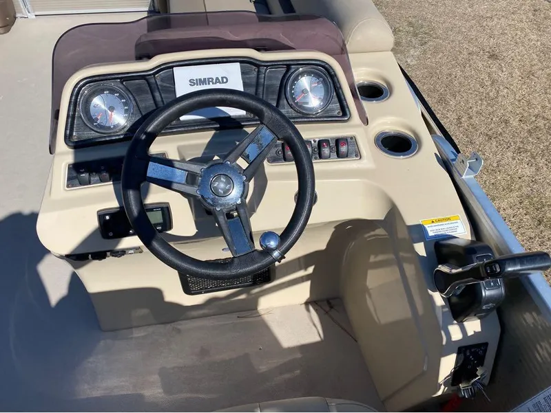 Slide: The Image of Sweetwater SW 2086 C 2020 - 8