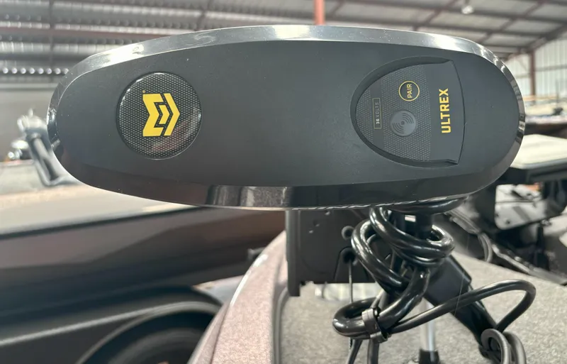 Slide: The Image of Falcon F215 2024 - 6