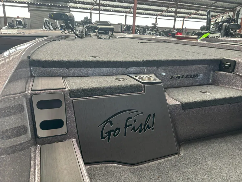 Slide: The Image of Falcon F215 2024 - 7