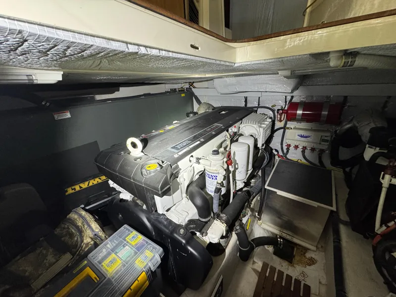 Slide: The Image of Engine room of 2008 Sabre 38 Hardtop Express, showcasing machinery and equipment. - 69