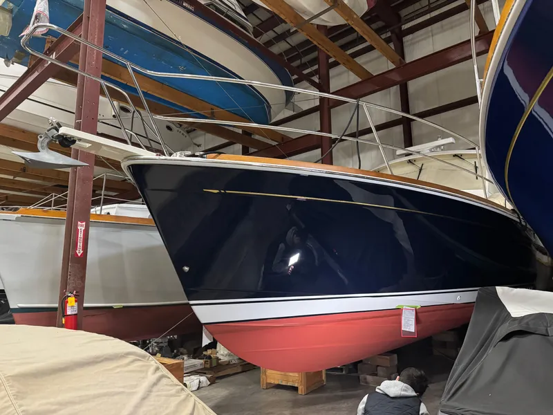 Slide: The Image of 2008 Sabre 38 Hardtop Express boat in indoor storage facility. - 76