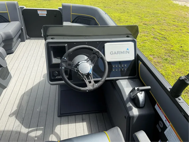 Slide: The Image of Manitou EXPLORE SIWTCHBACK 22 MAX TRIFOLD STEALTH 2025 - 13