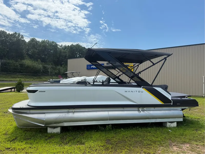 Slide: The Image of Manitou EXPLORE SIWTCHBACK 22 MAX TRIFOLD STEALTH 2025 - 4